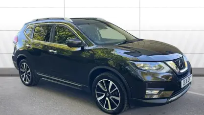 Używany Nissan X-Trail Tekna 131 KM (96 kW) 2017 Zielony SUV