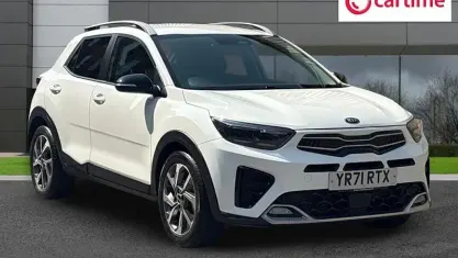 Used Kia Stonic GT-Line 120 HP (88 kW) 2021 White SUV