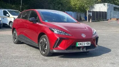 Used MG MG4 EV Trophy 150 kW (204 HP) 2023 Red Hatchback