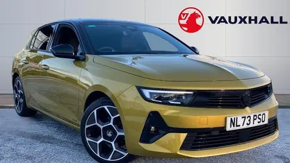 Used 2025 Vauxhall Astra Ultimate Hatchback | £18,213 (Good price)