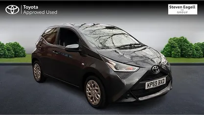 Used Toyota Aygo X-play 72 HP (52 kW) 2020 Hatchback