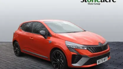 Used Renault Clio Esprit Alpine 143 HP (105 kW) 2025 Orange Hatchback