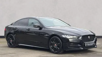 Used Jaguar XE Ingenium 200 HP (147 kW) 2019 Sedan