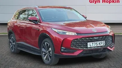 New MG HS SE 299 HP (219 kW) 2025 Red SUV