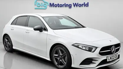Used Mercedes A180 Executive 136 HP (100 kW) 2022 White Hatchback