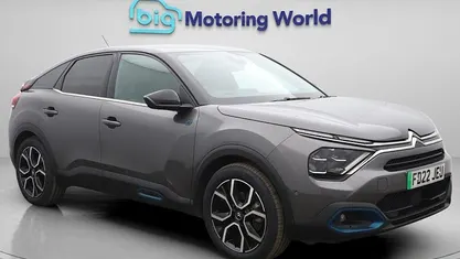 Begagnad Citroën e-C4 Shine 100 kW (136 HK) 2022 Halvkombi