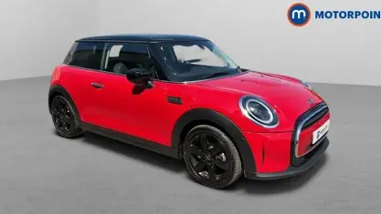 Used Mini Cooper Classic 136 HP (100 kW) 2022 Red Hatchback