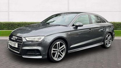 Begagnad Audi A3 S-Line 150 HK (110 kW) 2019 Sedan