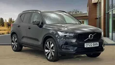 Black Used 2022 Volvo XC40 R-Design Pro SUV | £24,495 (Fair price)