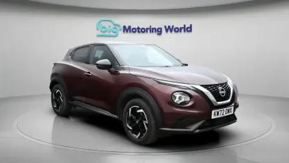 Gebraucht Nissan Juke N-Connecta 114 PS (83 kW) 2023 Rot SUV