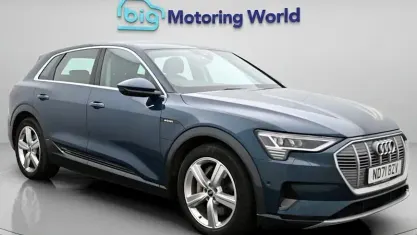 Usado Audi e-tron 230 kW (313 HP) 2021 SUV