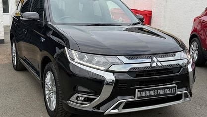 Używany Mitsubishi Outlander P-HEV 177 KM (130 kW) 2018 Kombi