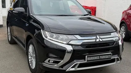 Used Mitsubishi Outlander P-HEV 177 HP (130 kW) 2018 Estate