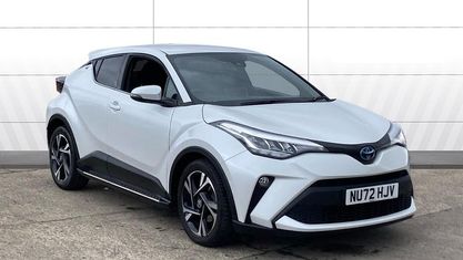 Używany Toyota C-HR Design 122 KM (89 kW) 2022 Biały SUV