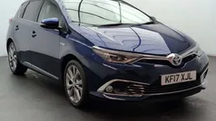 Used 2017 Toyota Auris Hybrid Hatchback | £13,800 (Fair price)