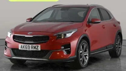 Begagnad Kia XCeed 140 HK (102 kW) 2020 Röd SUV