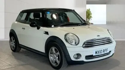 Used Mini Cooper Hatch 122 HP (89 kW) 2010 White Hatchback