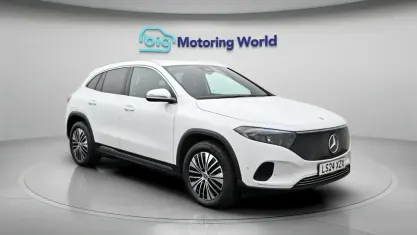 Begagnad Mercedes EQA250+ Edition 139 kW (190 HK) 2023 Vit SUV