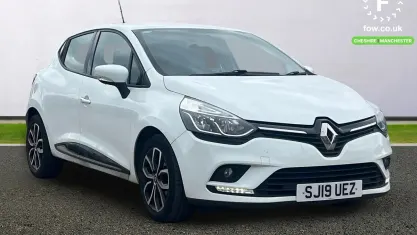 Used Renault Clio Play 76 HP (55 kW) 2019 White Hatchback