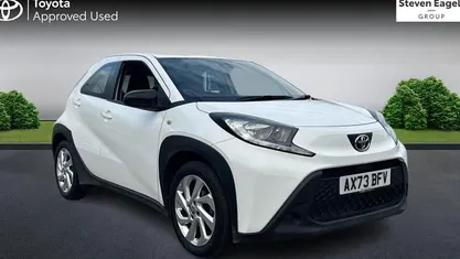Used Toyota Aygo X PURE 72 HP (52 kW) 2025 SUV