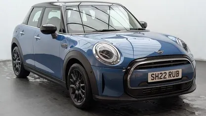 Used 2022 Mini Cooper Classic Hatchback | £14,750 (Fair price)