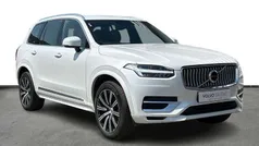 White Used 2022 Volvo XC90 Inscription SUV | £38,750 (Fair price)