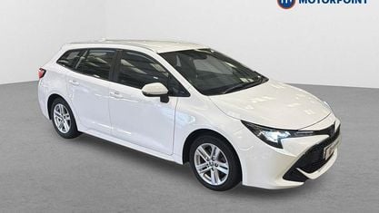 Używany Toyota Corolla 184 KM (135 kW) 2022 Biały Kombi