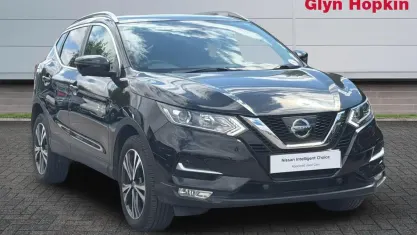 Used Nissan Qashqai N-Connecta 116 HP (85 kW) 2018 Black SUV