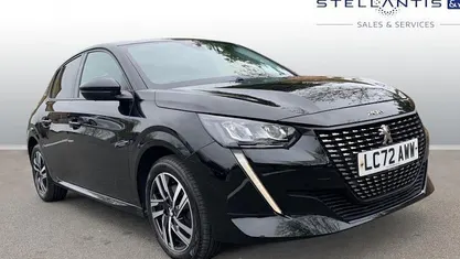 Used Peugeot 208 Allure+ 102 HP (75 kW) 2022 Black Hatchback