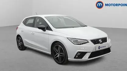 Usado Seat Ibiza FR 110 CV (80 kW) 2022 Blanco Utilitario