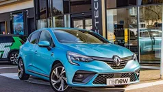 Celadon blue Used 2021 Renault Clio V RS Line Hatchback | £14,995 (Fair price)