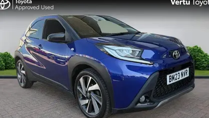 Used Toyota Aygo X 72 HP (52 kW) 2023 Blue SUV