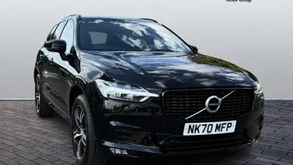 Used Volvo XC60 R-Design 197 HP (144 kW) 2020 Black SUV