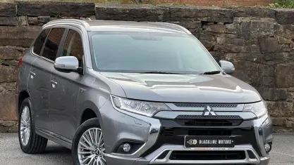 Used Mitsubishi Outlander P-HEV 177 HP (130 kW) 2018 Grey SUV