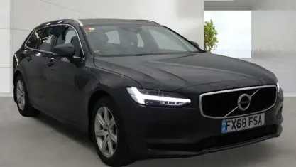 Used Volvo V90 Momentum 190 HP (139 kW) 2018 Grey Estate