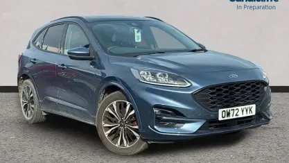 Usado Ford Kuga ST-Line X 150 CV (110 kW) 2023 Azul SUV