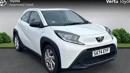Used Toyota Aygo X PURE 72 HP (52 kW) 2025 SUV