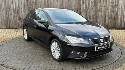 Black Used 2017 Seat Leon SE Dynamic Hatchback | £9,899 (Fair price)