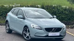 Blue Used 2018 Volvo V40 Momentum Estate | £12,225 (Fair price)