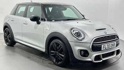 Begagnad Mini Cooper S Hatch 192 HK (141 kW) 2020 Silver Halvkombi