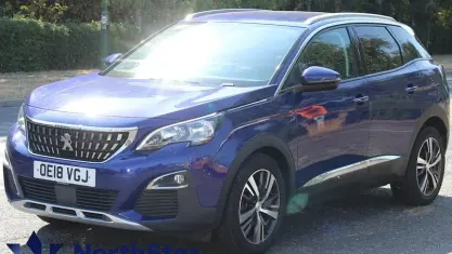 Used Peugeot 3008 Allure 131 HP (96 kW) 2018 Blue SUV