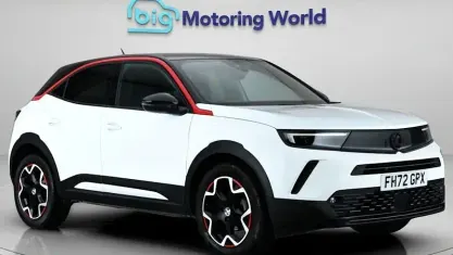 Used Vauxhall Mokka GS Line 101 HP (74 kW) 2022 White SUV