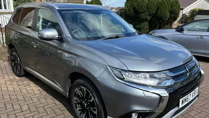 Used Mitsubishi Outlander P-HEV 203 HP (149 kW) 2018 Estate