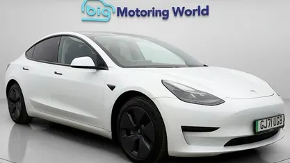 Used Tesla Model 3 Standard Range 208 kW (283 HP) 2021 White Sedan
