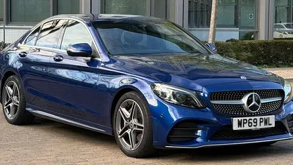 Used Mercedes C200 AMG Line Premium 184 HP (135 kW) 2019 Blue Sedan
