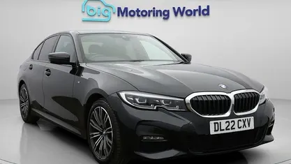 Begagnad BMW 320 M Sport 184 HK (135 kW) 2022 Svart Sedan