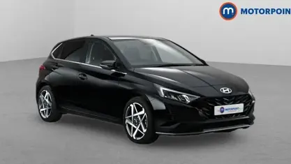 Used Hyundai i20 Premium 101 HP (74 kW) 2025 Black Hatchback