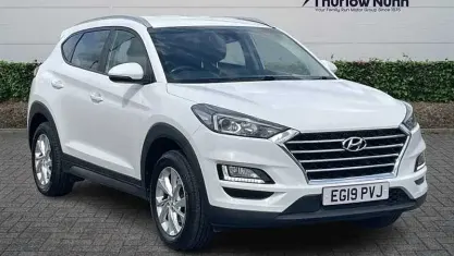 Used Hyundai Tucson SE 132 HP (97 kW) 2019 White SUV
