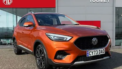 Used MG ZS Exclusive 111 HP (81 kW) 2023 Orange SUV