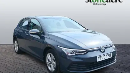 Used VW Golf VIII Life 150 HP (110 kW) 2023 Hatchback
